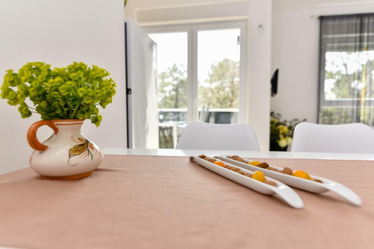 Denis Apartment Vir Eksteriør bilde